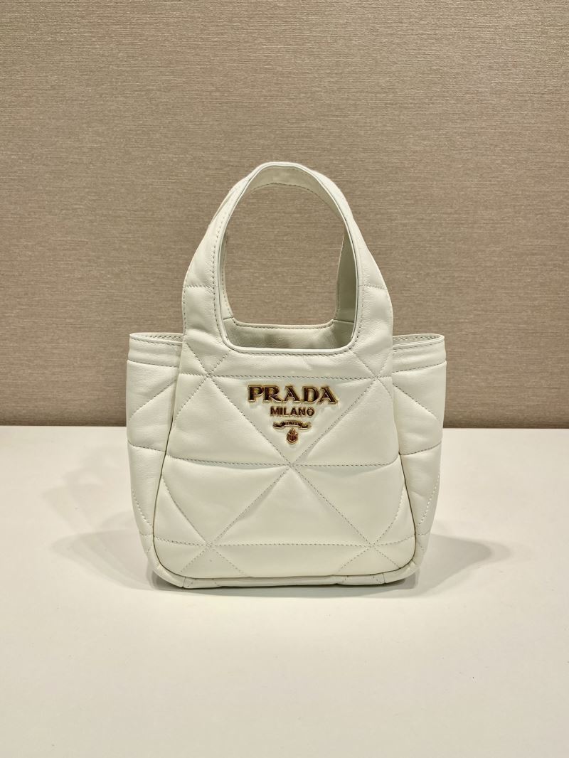 Pra*a tote bags
